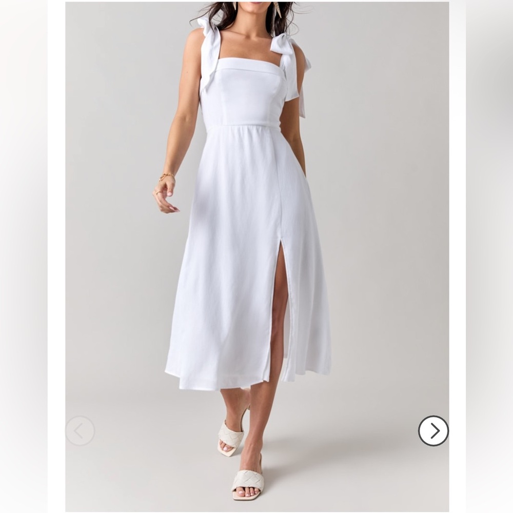 Elegant White Midi Dress